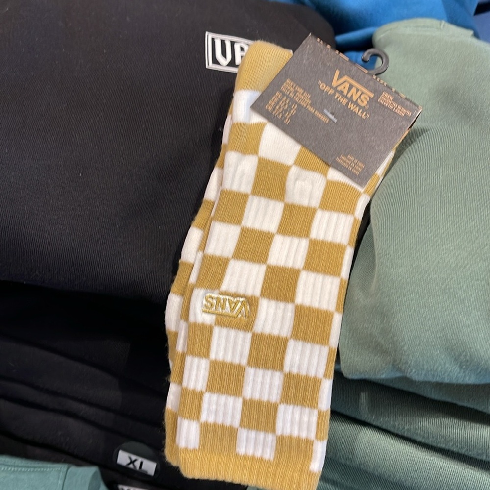 VANS "Off The Wall" socks Checkerboard 
NWT (1 pair) - Picture 7 of 16